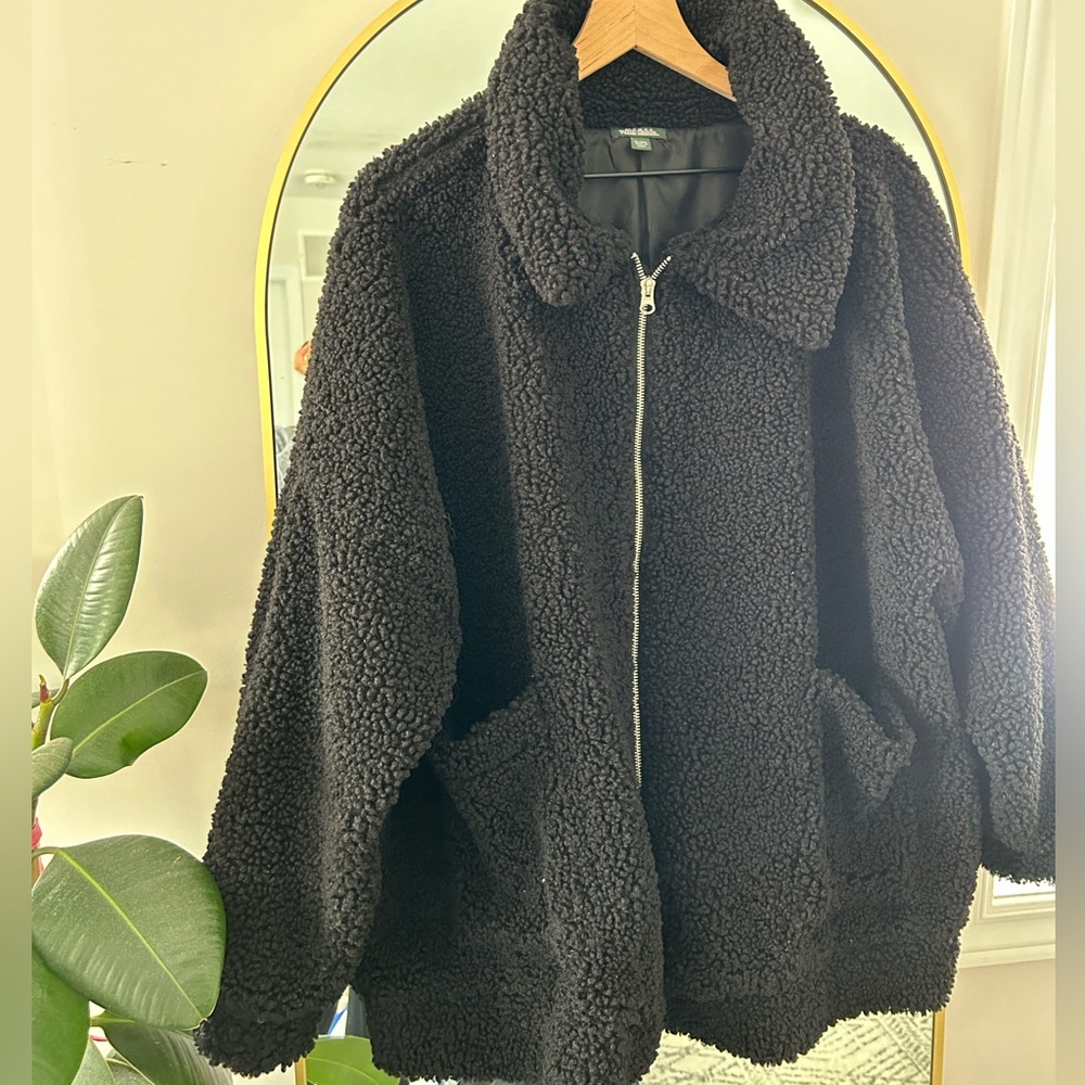 Oversized Black Sherpa Jacket